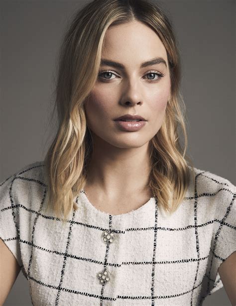 chanel margot robbie